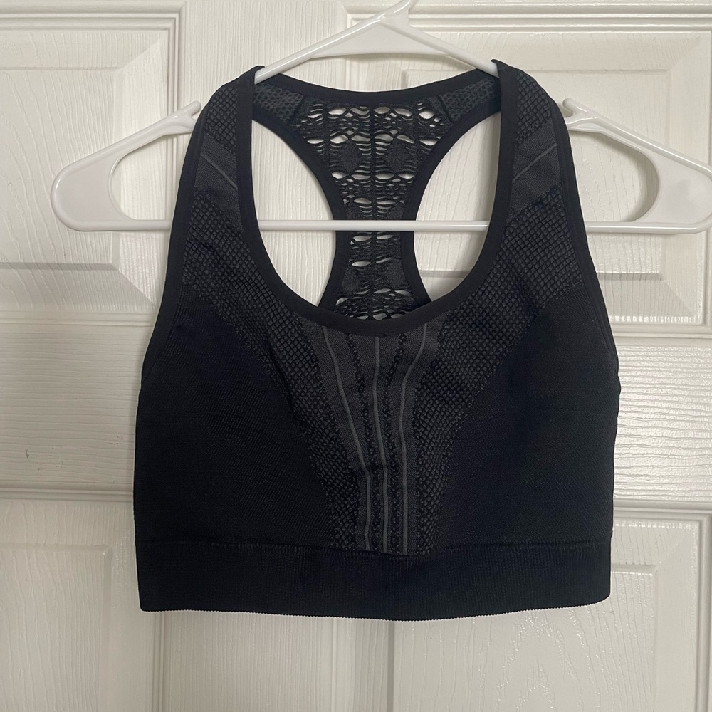 Avia Black Mesh Sports Bra size medium (8-10) juniors